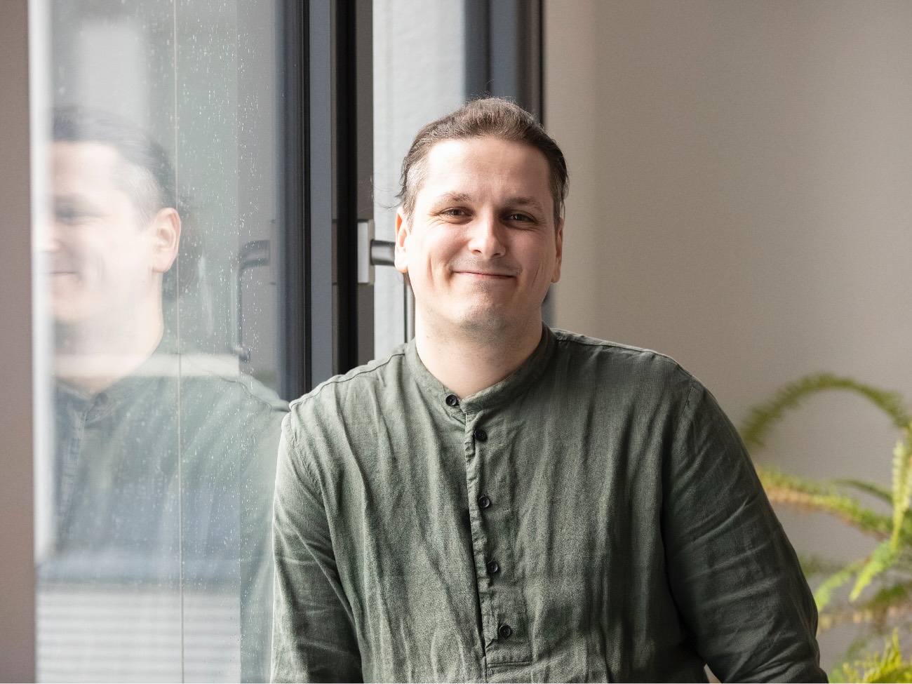 A portrait photo of Professor Martin Mundt, Ph.D.