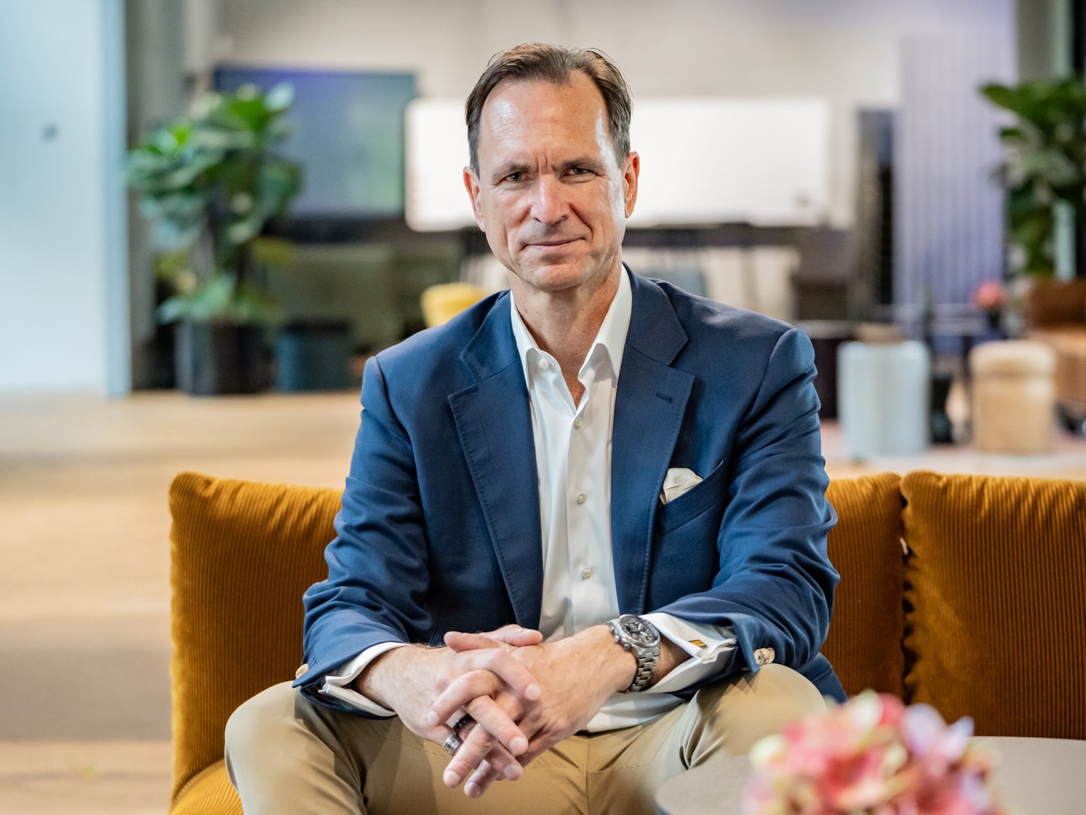 Ein Portraitfoto von Dr. Tim Nesemann