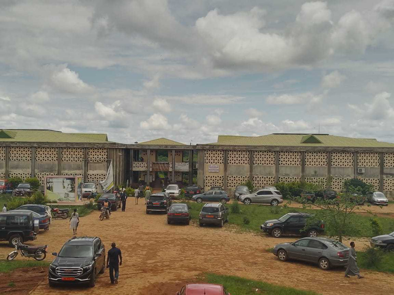 The building of the biology department from the outside